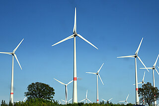 Our solutions for increasing your wind turbine's availability and service life