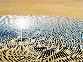 Heliostat power plant with a solar tower